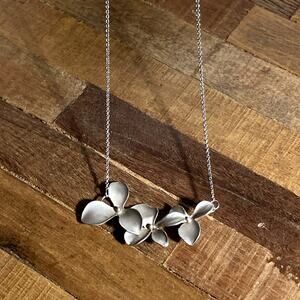 Beautiful Sterling Silver Flowers Double Sided Necklace